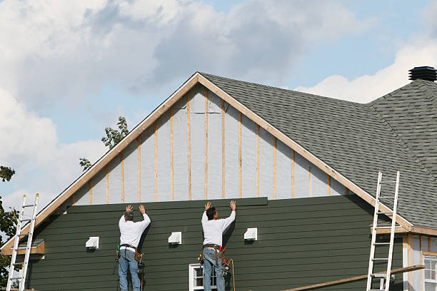 Professional Siding technician working in Liberty, KY